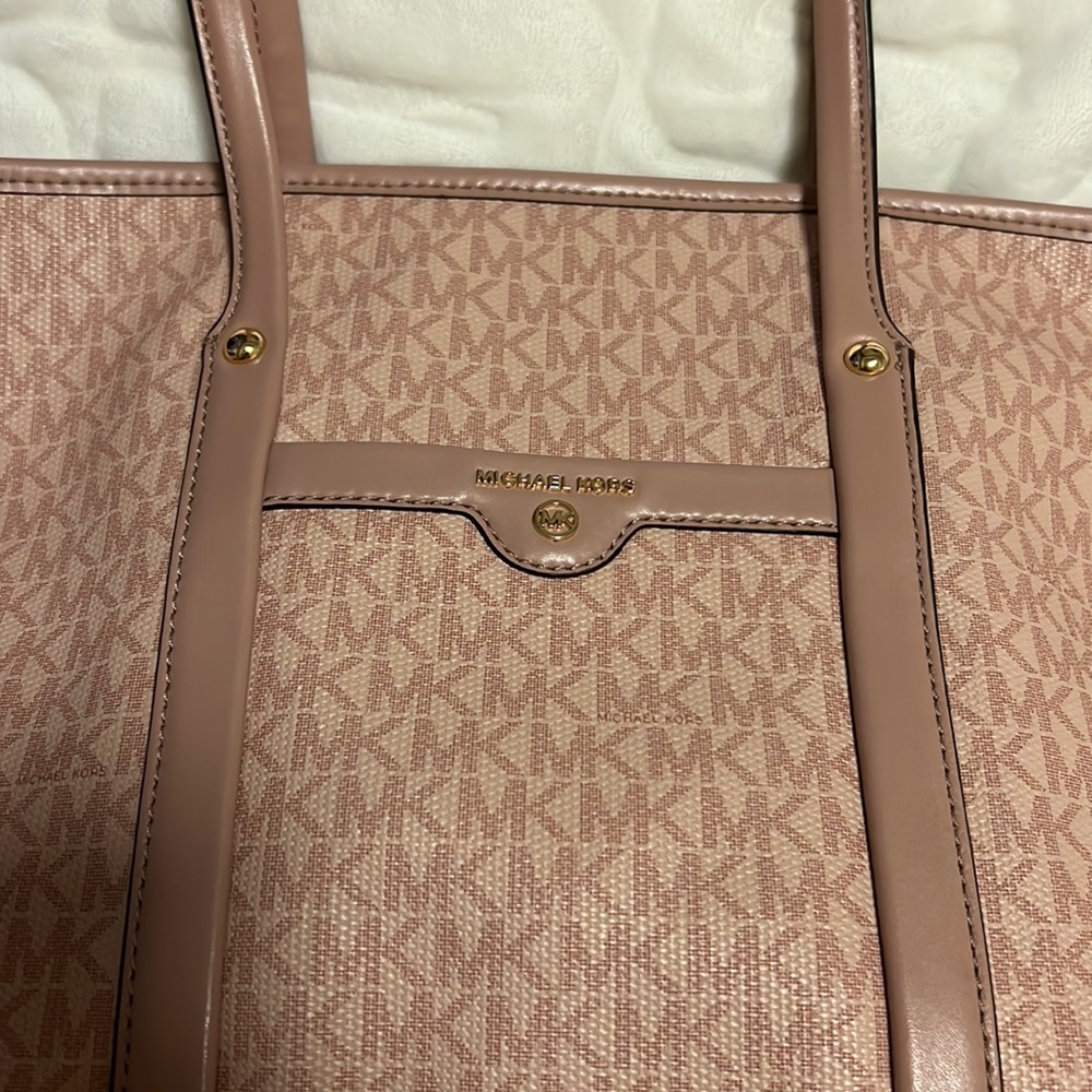Michael Kors Tote